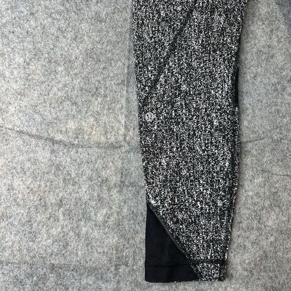 Lululemon Leggings Women’s 10 Run Inspire Tight II Mesh Black White Mesh Running - Picture 8 of 11